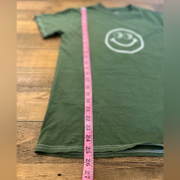 URBAN OUTFITTERS Green Golf is Good T-Shirt with Smiley Face - Picture 3 of 10